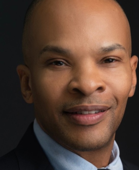 Headshot of Torino Fitzgerald, Executive Director of CyberSafely Foundation
